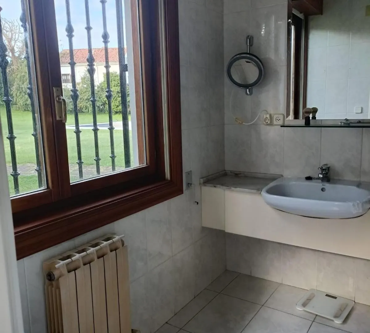 La Hondonada. Villa Somo Spanyolország