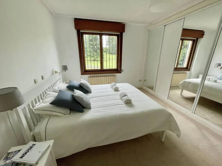 La Hondonada. Villa Somo Holiday home
